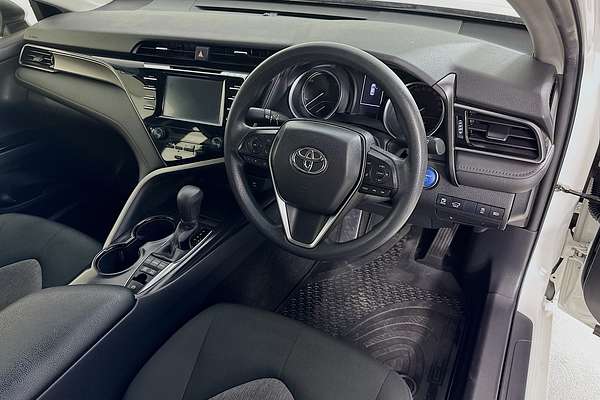 2020 Toyota CAMRY ASCENT HYBRID AXVH71R