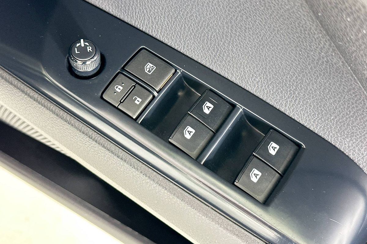 2019 Toyota Camry ASCENT ASV70R