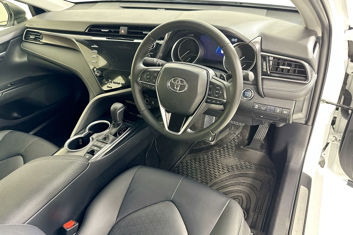 2020 Toyota CAMRY SX ASV70R