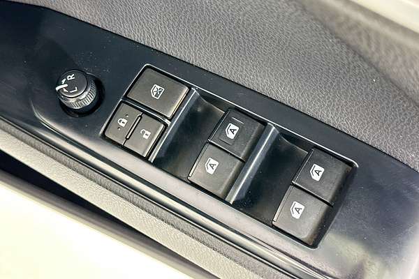 2019 Toyota Camry ASCENT ASV70R