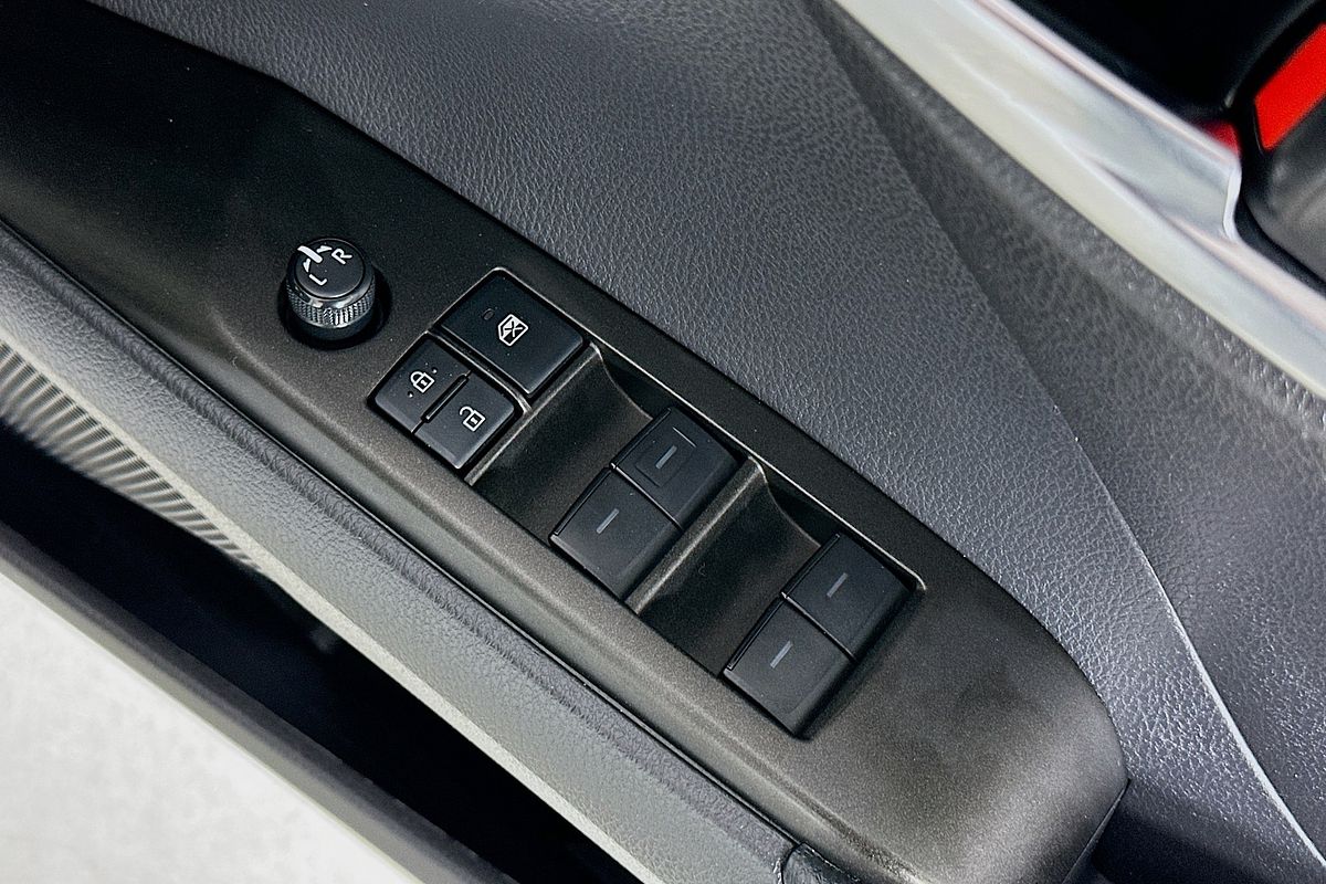 2022 Toyota CAMRY ASCENT HYBRID AXHV70R