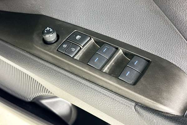 2022 Toyota CAMRY ASCENT HYBRID AXHV70R