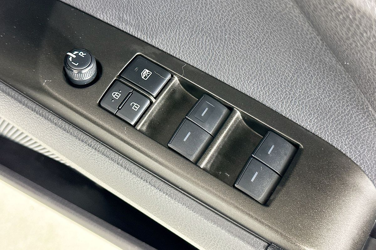 2021 Toyota CAMRY ASCENT AXVA70R