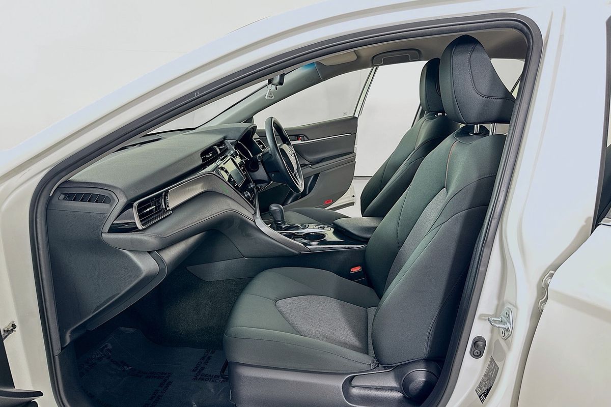 2020 Toyota CAMRY Ascent AXVH70R