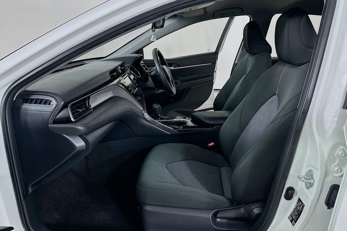 2020 Toyota Camry Ascent AXVH71R