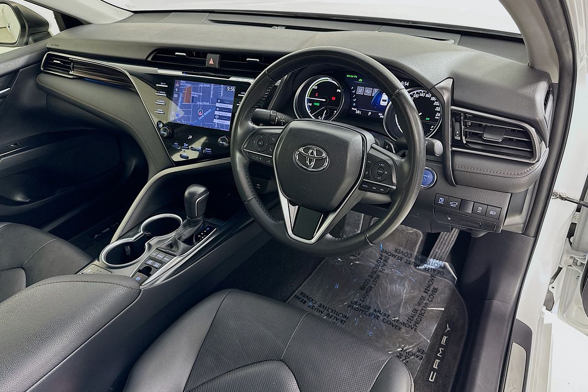 2019 Toyota CAMRY SL HYBRID AXVH71R