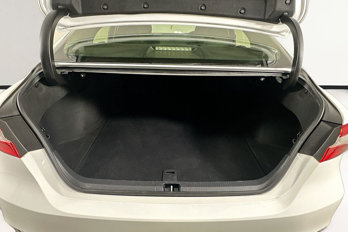 2020 Toyota Camry ASCENT ASV70R