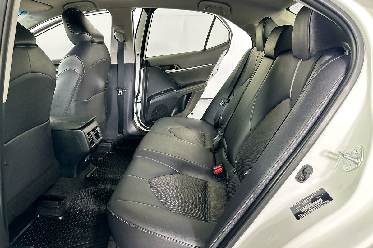 2020 Toyota CAMRY SX ASV70R