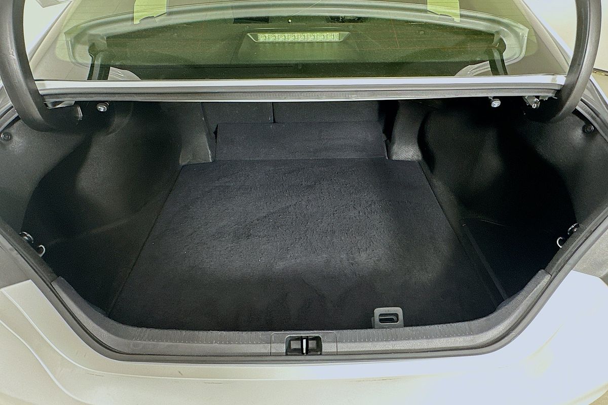 2022 Toyota CAMRY ASCENT HYBRID AXHV70R