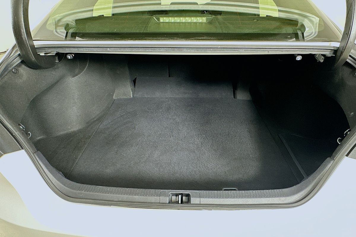 2020 Toyota Camry ASCENT HYBRID AXVH70R