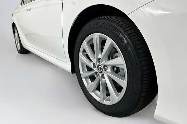 2021 Toyota CAMRY ASCENT HYBRID AXVH70R