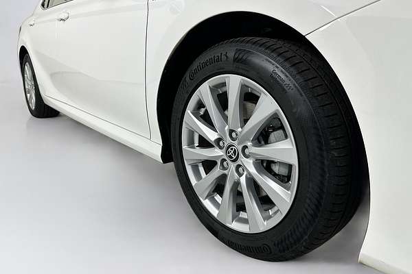 2020 Toyota CAMRY ASCENT HYBRID AXVH71R
