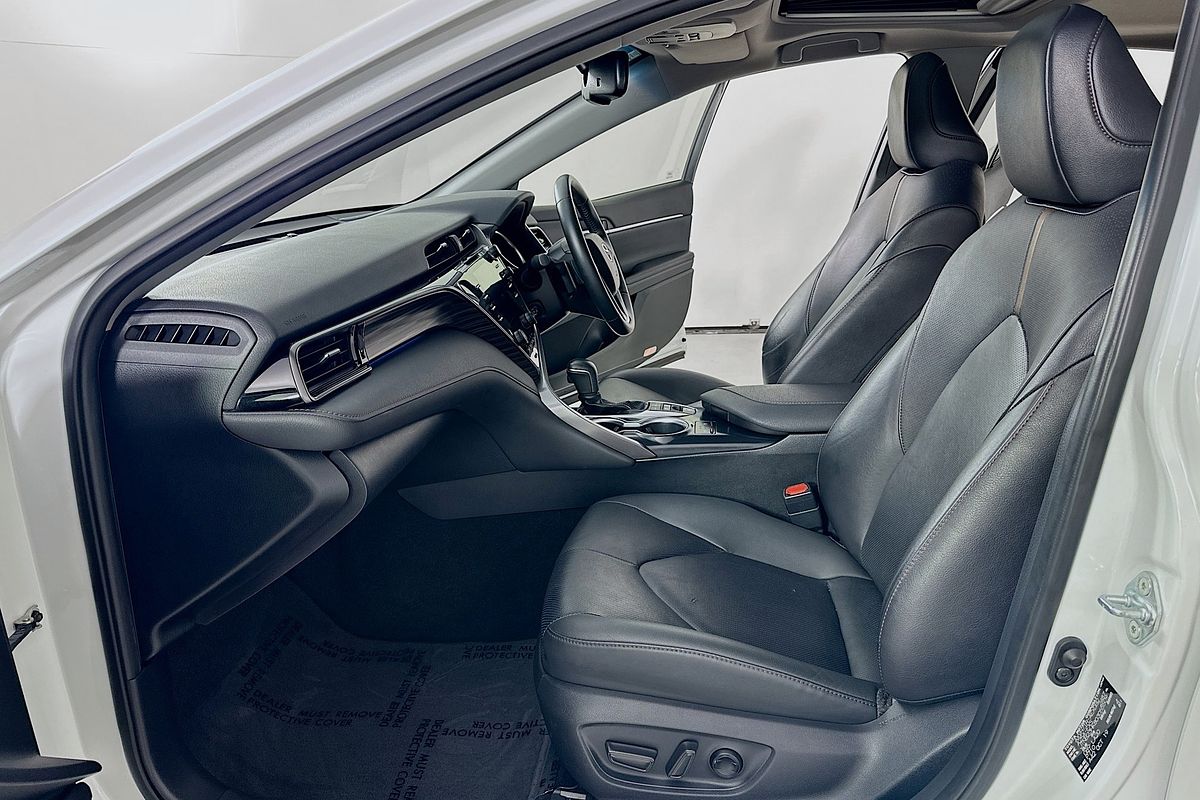 2019 Toyota CAMRY SL HYBRID AXVH71R