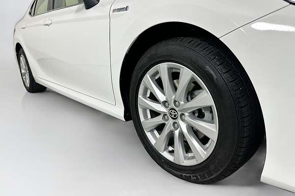 2020 Toyota CAMRY ASCENT HYBRID AXVH70R