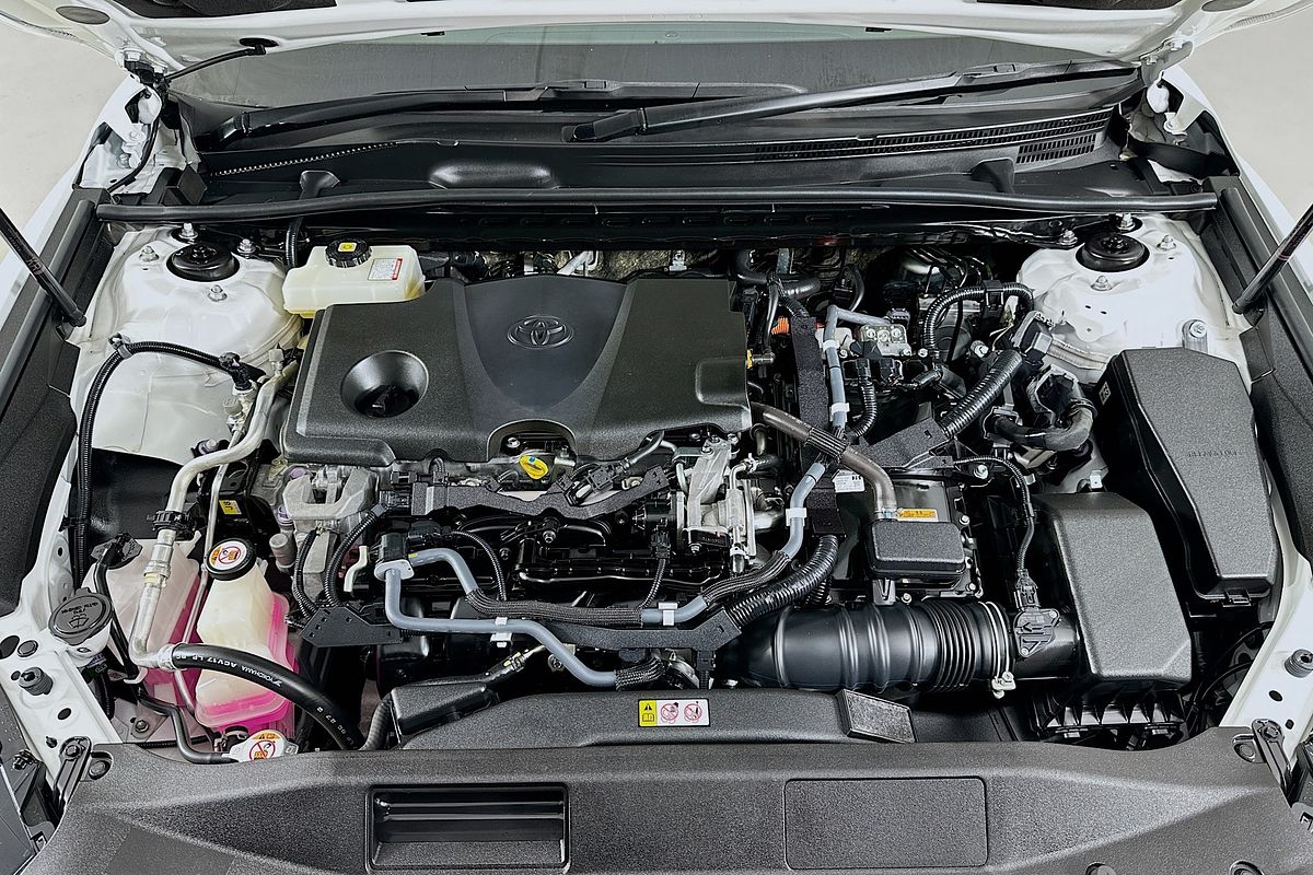 2019 Toyota CAMRY ASCENT HYBRID AXVH71R
