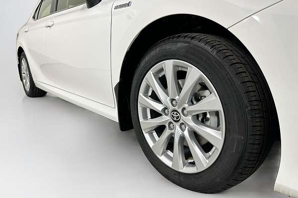 2021 Toyota CAMRY ASCENT HYBRID AXVH70R