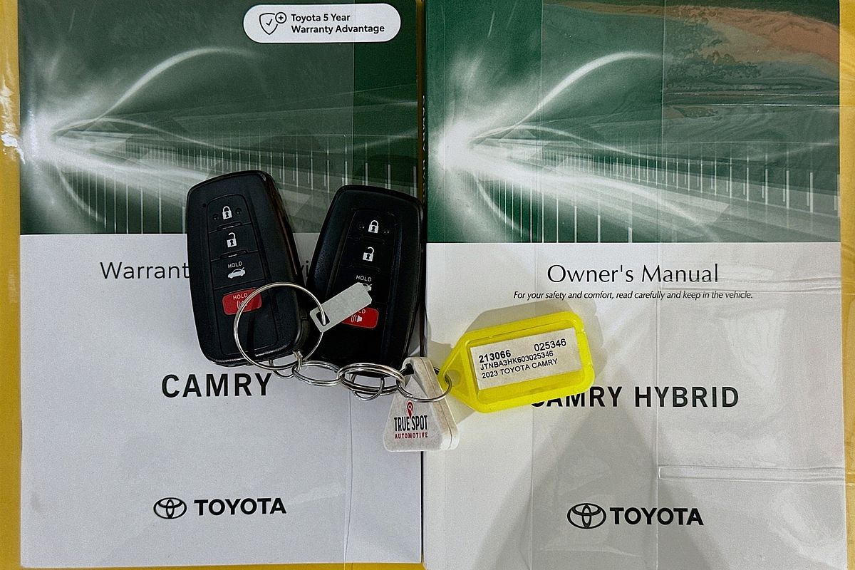2023 Toyota CAMRY ASCENT HYBRID AXHV70R