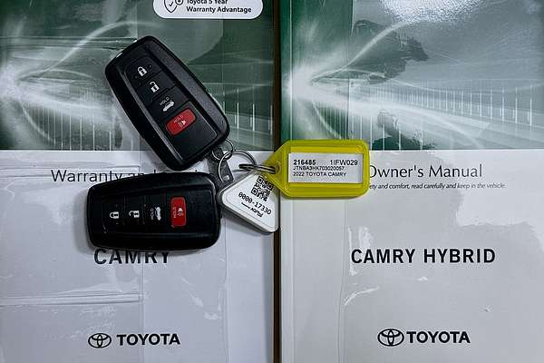 2022 Toyota CAMRY ASCENT HYBRID AXHV70R
