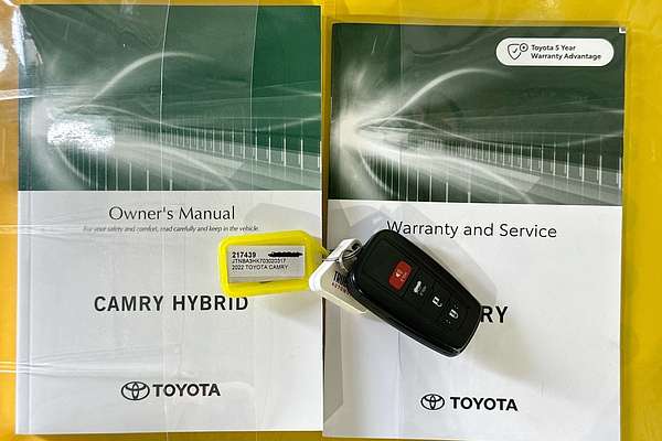 2022 Toyota CAMRY ASCENT HYBRID AXHV70R
