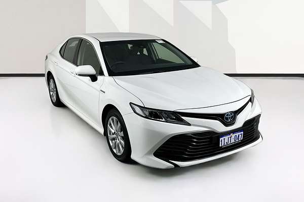 2020 Toyota Camry Ascent AXVH71R