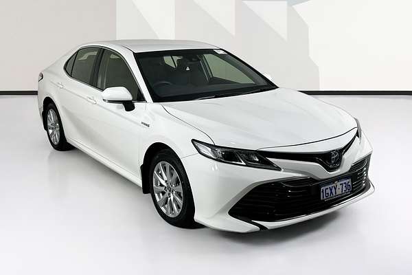 2019 Toyota CAMRY ASCENT HYBRID AXVH71R
