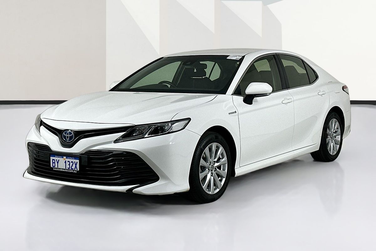 2020 Toyota CAMRY ASCENT HYBRID AXVH71R