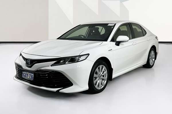 2019 Toyota CAMRY ASCENT HYBRID AXVH71R