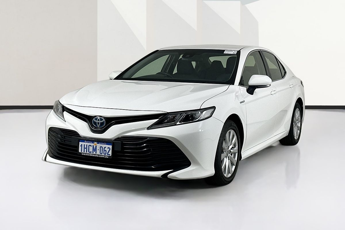 2020 Toyota CAMRY ASCENT HYBRID AXVH70R