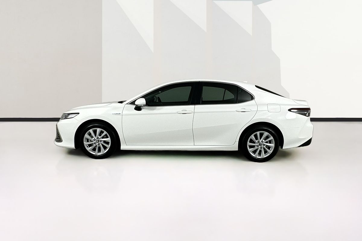 2022 Toyota CAMRY ASCENT HYBRID AXHV70R