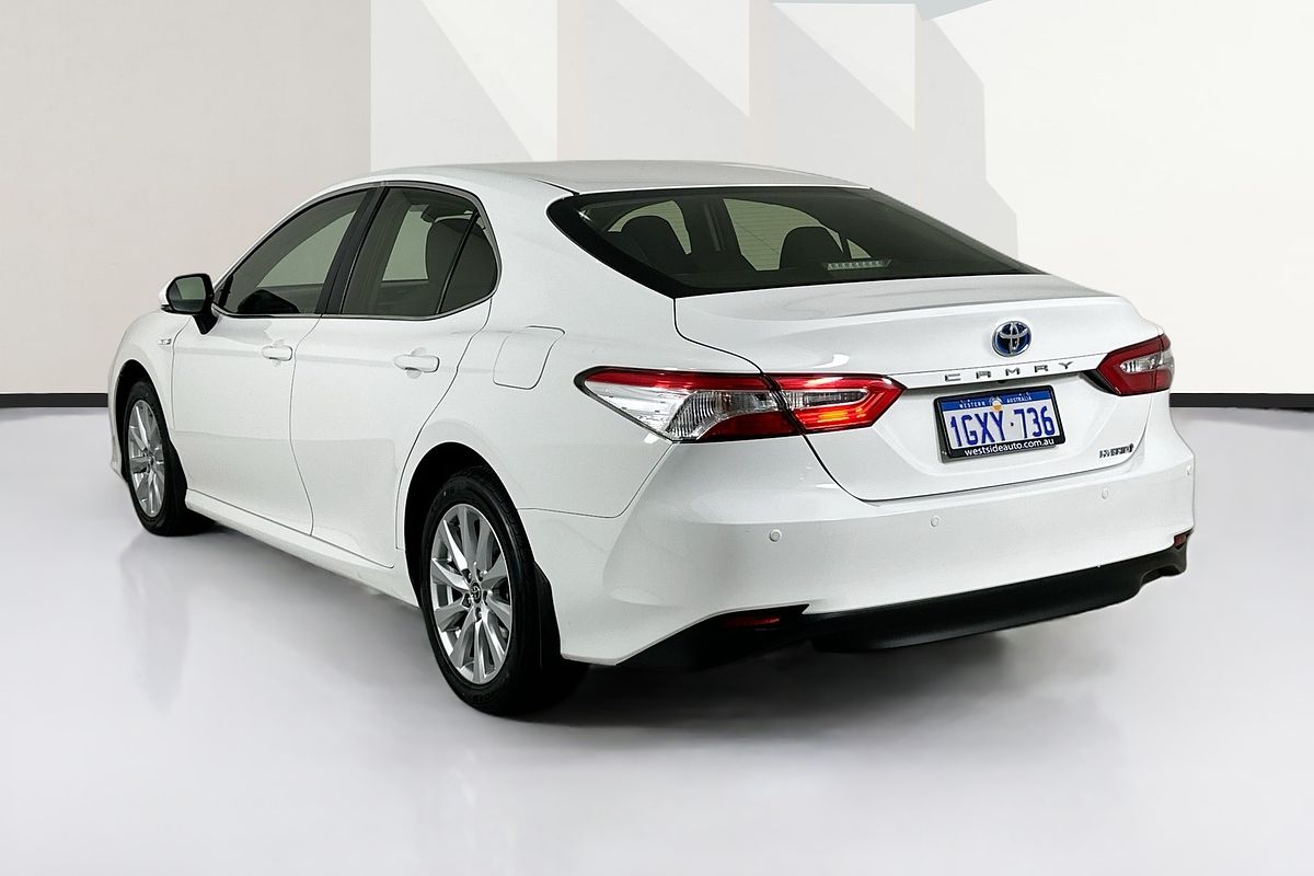 2019 Toyota CAMRY ASCENT HYBRID AXVH71R