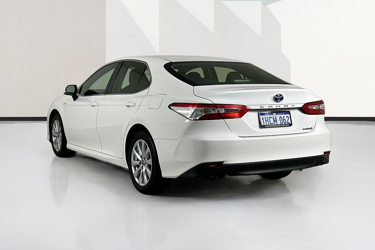 2020 Toyota CAMRY ASCENT HYBRID AXVH70R