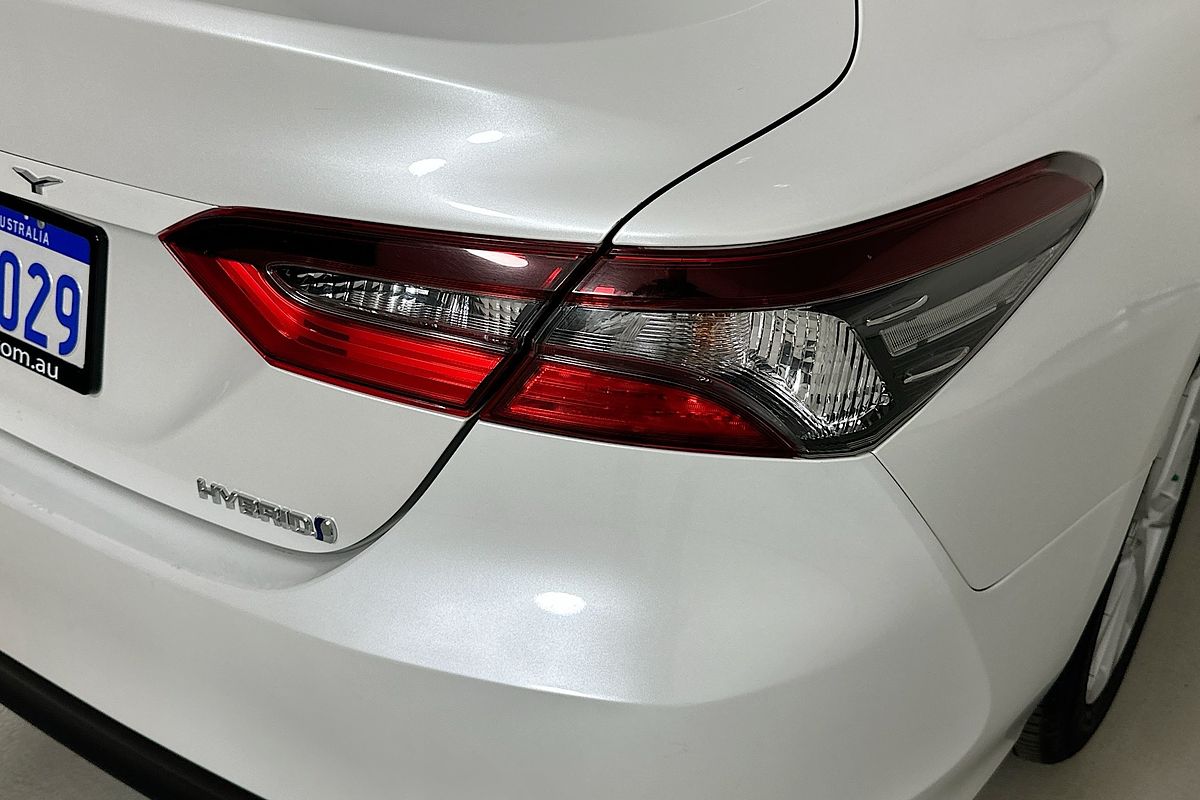 2022 Toyota CAMRY ASCENT HYBRID AXHV70R