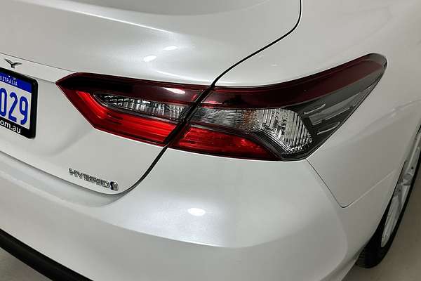 2022 Toyota CAMRY ASCENT HYBRID AXHV70R