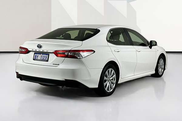 2020 Toyota CAMRY ASCENT HYBRID AXVH71R