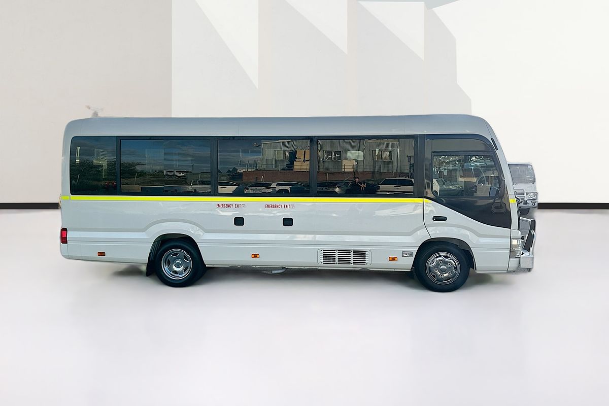 2022 Toyota Coaster STANDARD GDB70R