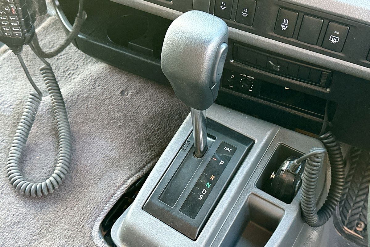 2022 Toyota Coaster STANDARD GDB70R