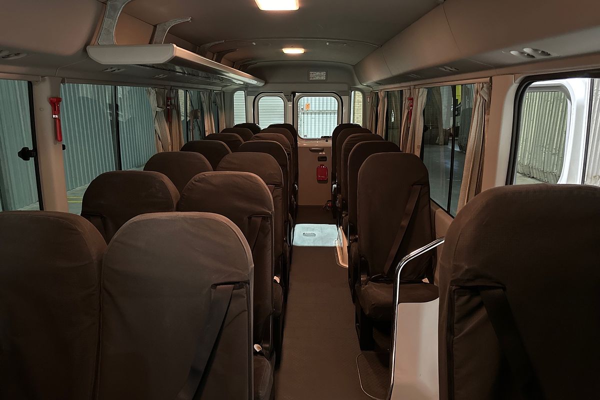 2023 Toyota Coaster DELUXE GDB70R