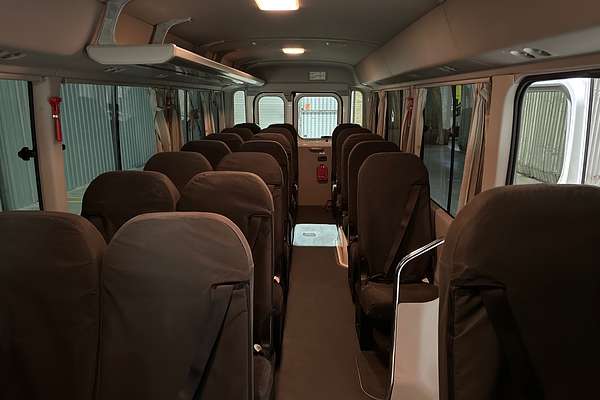 2023 Toyota Coaster DELUXE GDB70R