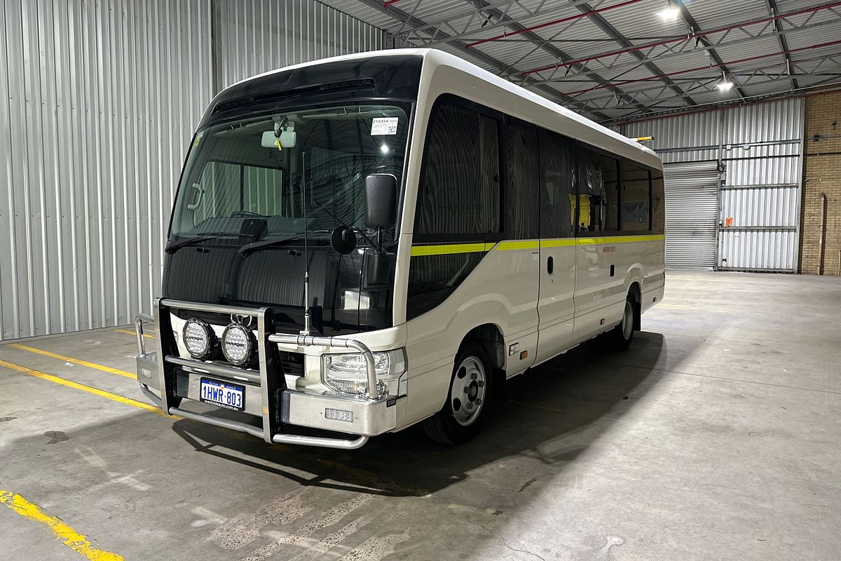 2023 Toyota Coaster DELUXE GDB70R