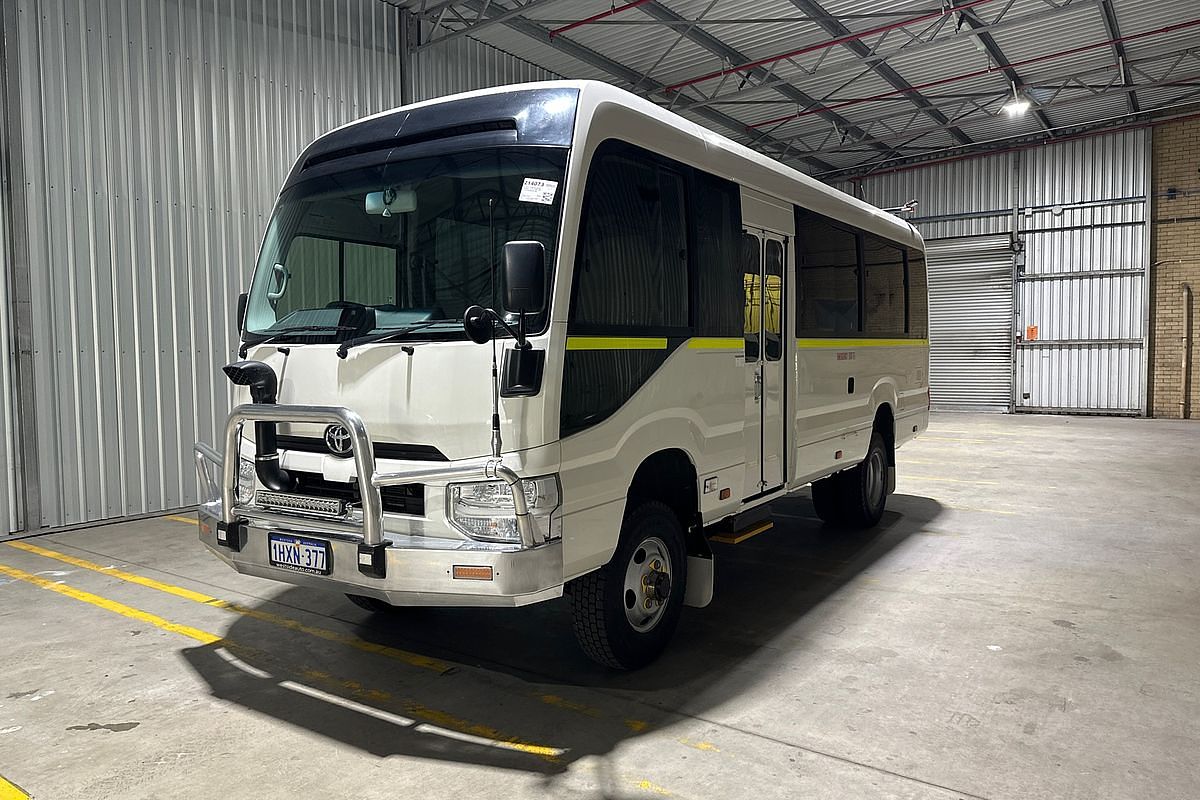 2023 Toyota Coaster STANDARD GDB70R