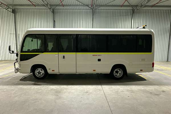 2023 Toyota Coaster DELUXE GDB70R