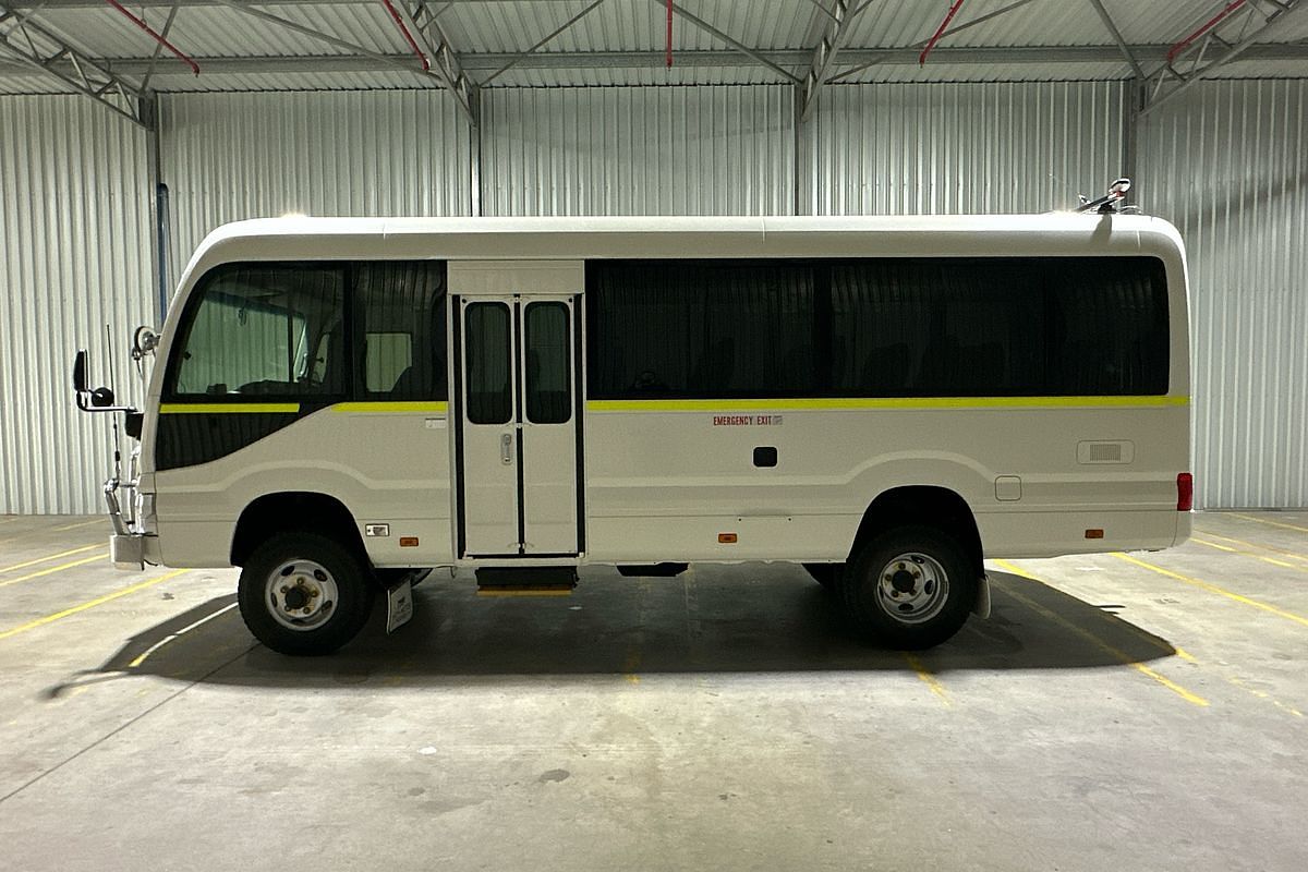 2023 Toyota Coaster STANDARD GDB70R