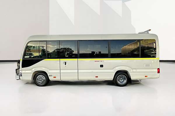 2022 Toyota Coaster STANDARD GDB70R