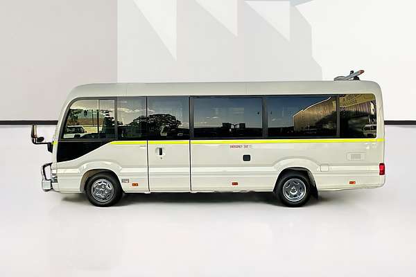 2022 Toyota Coaster STANDARD GDB70R