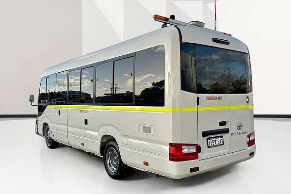 2022 Toyota Coaster STANDARD GDB70R