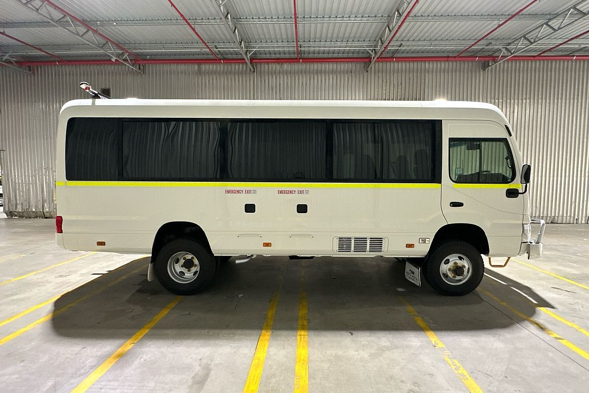 2023 Toyota Coaster STANDARD GDB70R