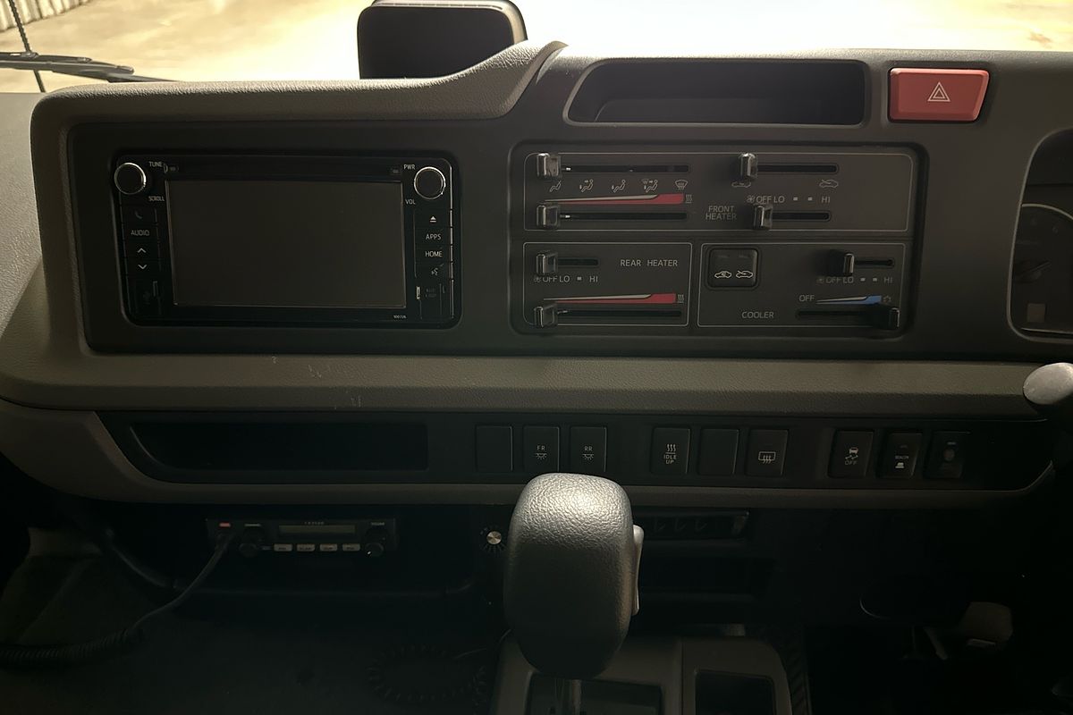 2023 Toyota Coaster DELUXE GDB70R