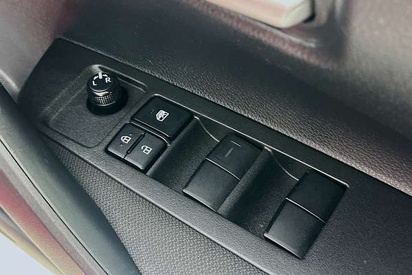 2022 Toyota COROLLA SX HYBRID ZWE211R