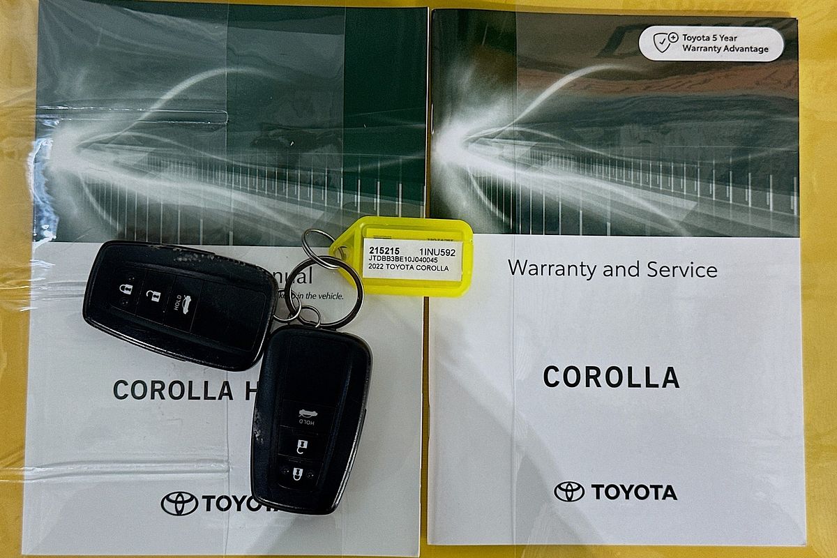 2022 Toyota COROLLA SX HYBRID ZWE211R