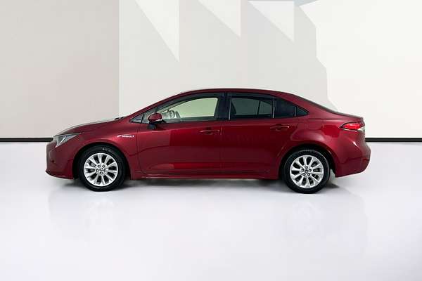 2022 Toyota COROLLA SX HYBRID ZWE211R